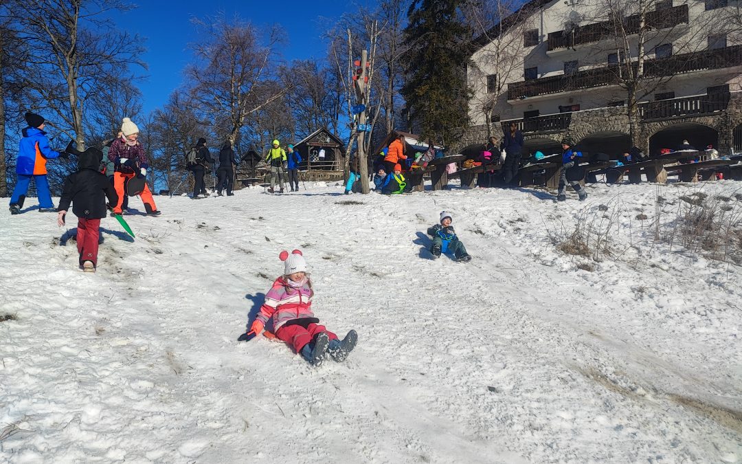Planinski izlet na Mrzlico